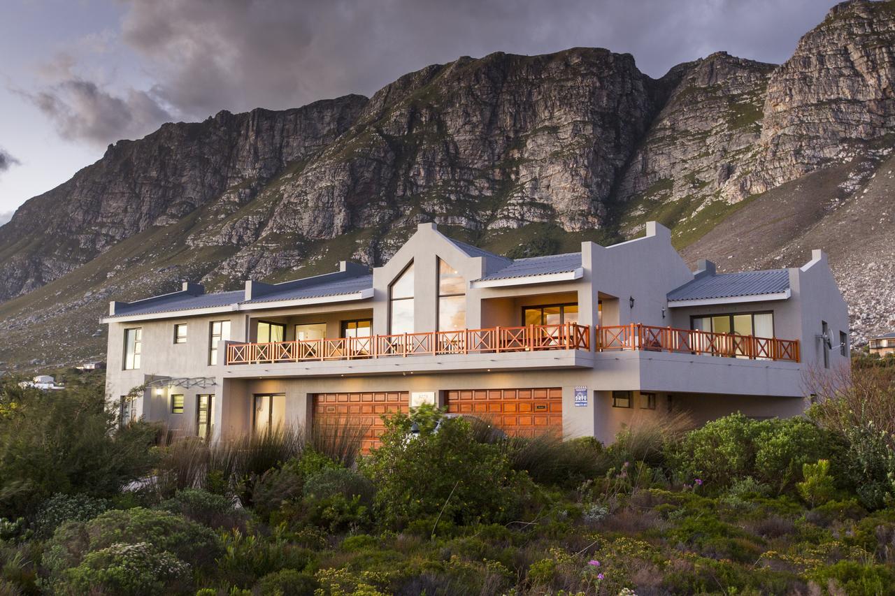 Van Den Berg'S Guesthouse Bettyʼs Bay Exterior foto